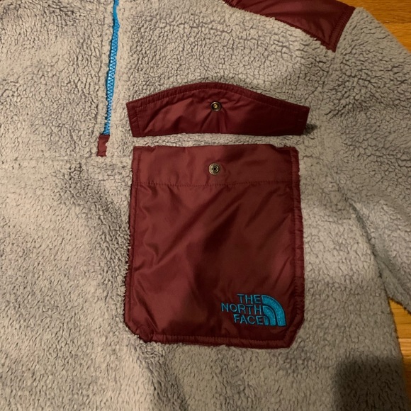 The North Face Fleece Pull Over/Brand New No Tags/Completely Clean - Picture 3 of 6